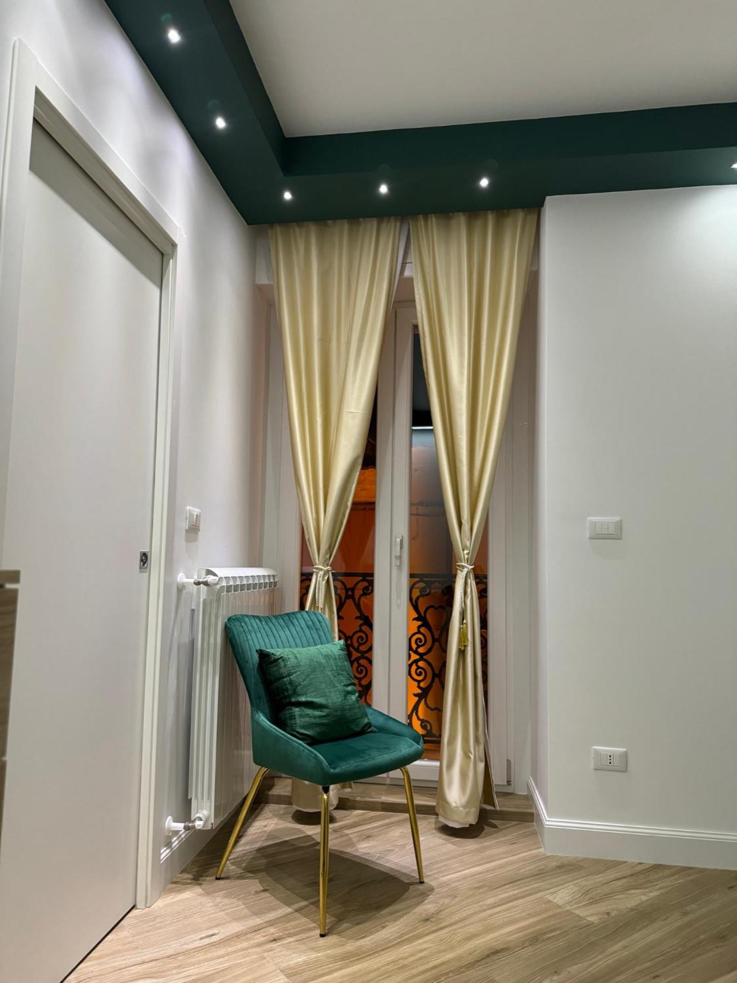 Le Suite Piazza Nuova Foggia Bagian luar foto